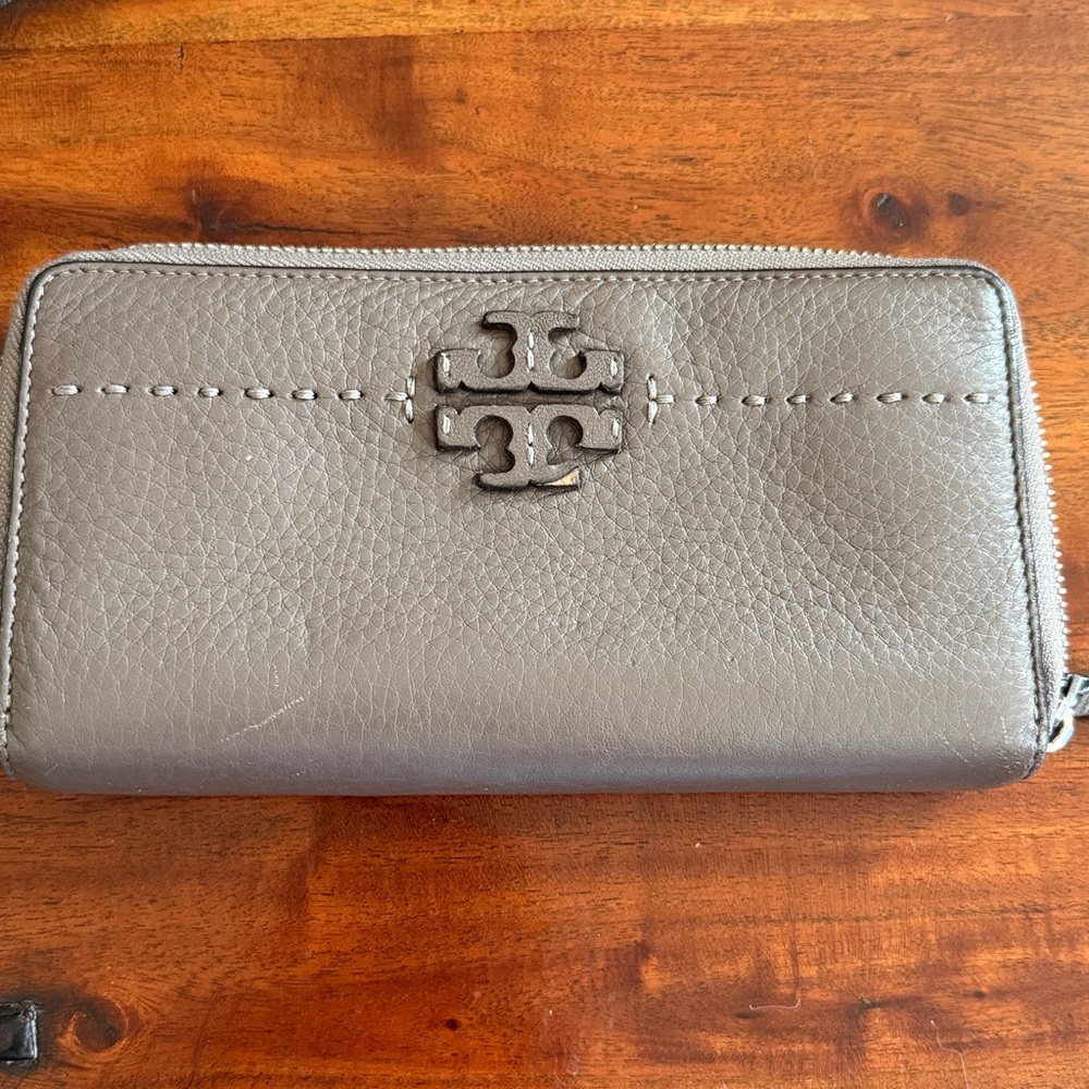 Tory Burch Gray Leather Wallet